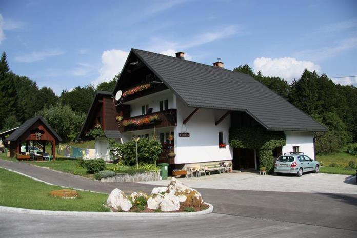 Apartments And Rooms Cerkovnik Bohinj Esterno foto