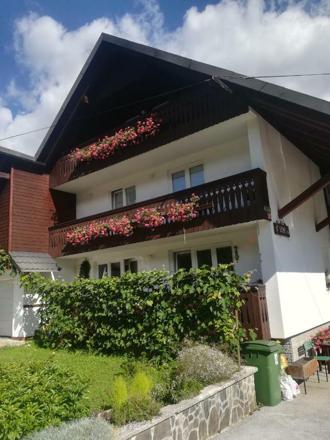 Apartments And Rooms Cerkovnik Bohinj Esterno foto